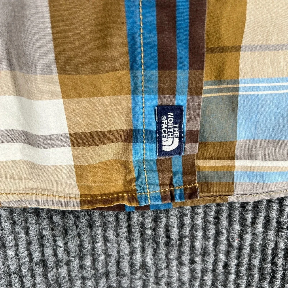 The North Face Shirt Mens Medium Brown Plaid Long Sleeve Button Up‎ Outdoor Camp